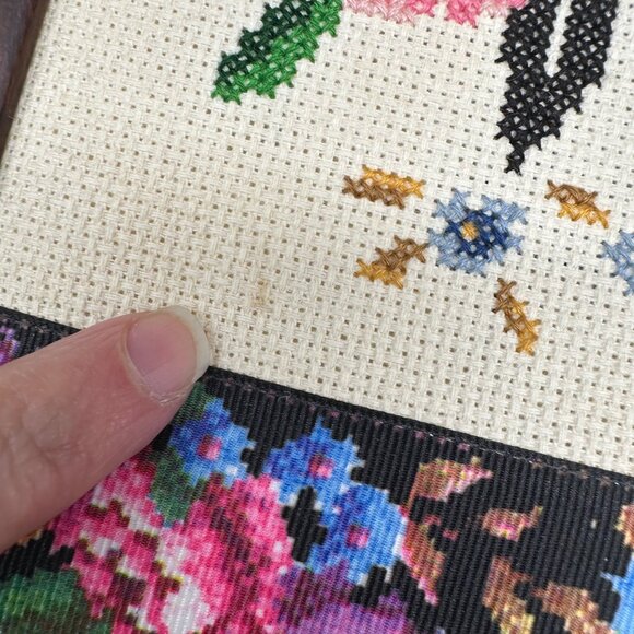 Handmade Floral Welcome Wall Hanging Framed Cross Stitch Art Granny Chic Decor - Picture 4 of 12